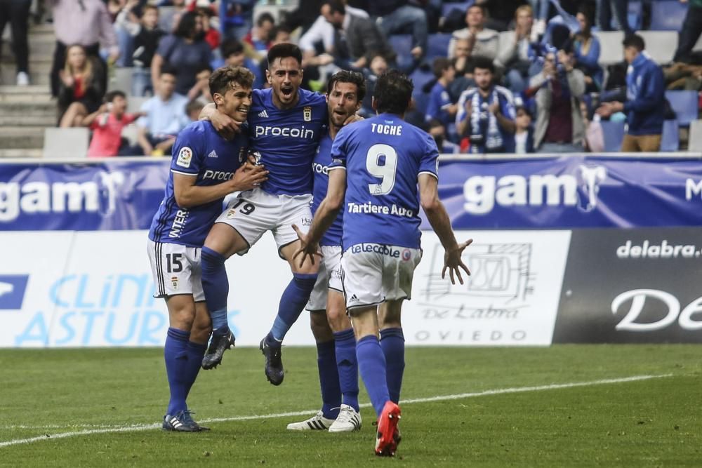 El partido entre el Real Oviedo y el Huesca, en imágenes
