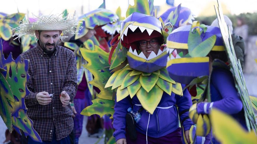 Carnaval en Ibiza: Poca reivindicación y mucho ritmo