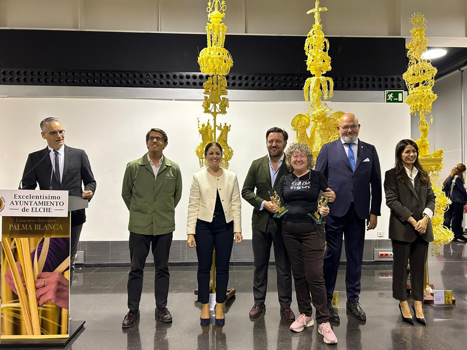 Así son las palmas blancas que se llevan el premio de artesanía en Elche