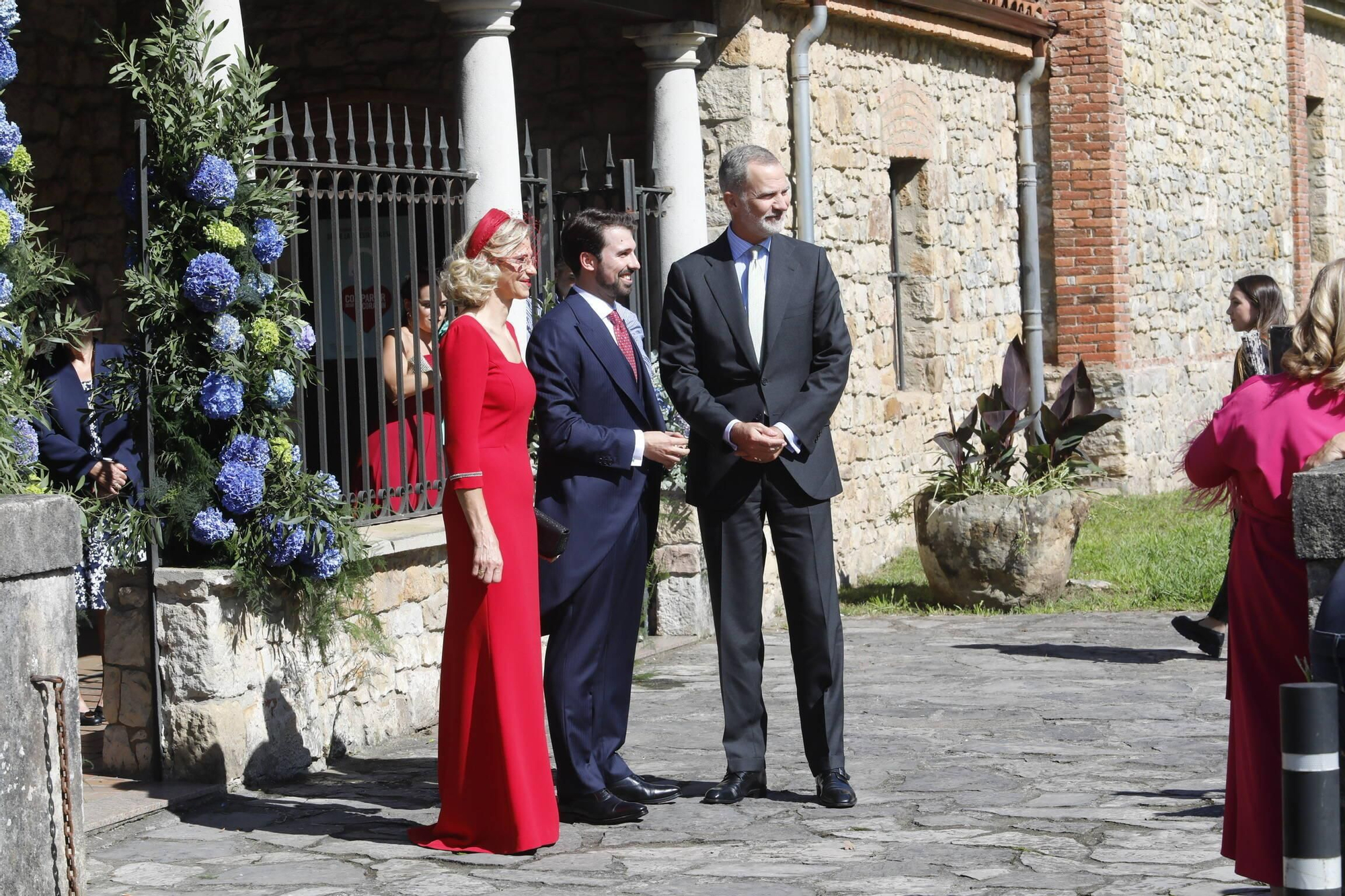 El Rey Felipe VI, testigo de excepción en la boda de su ahijado en Gijón (en imágenes)