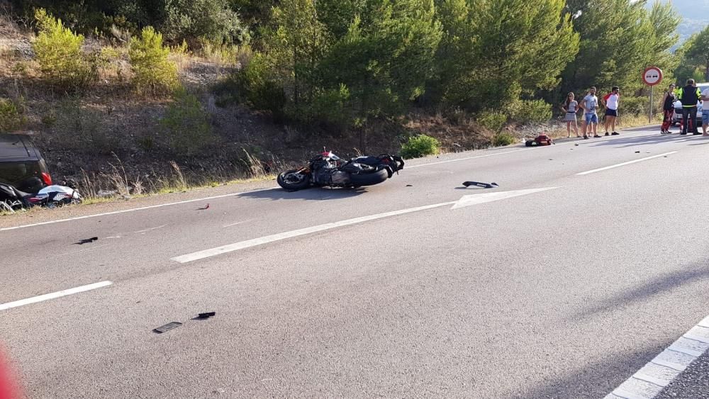 Dos heridos en un accidente múltiple en la carretera de Andratx