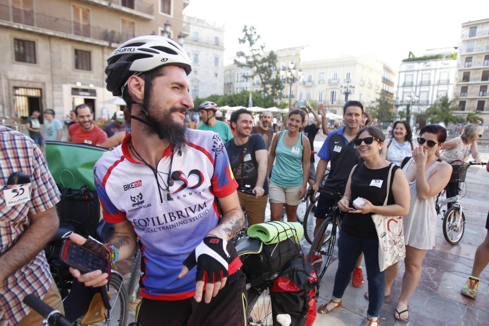 Juan Dual en Valencia antes de salir