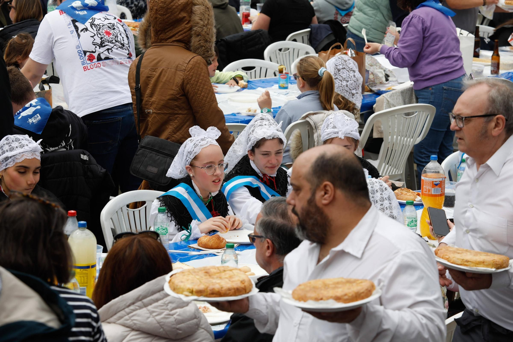 EN IMÁGENES: Avilés desborda con la Comida en la Calle