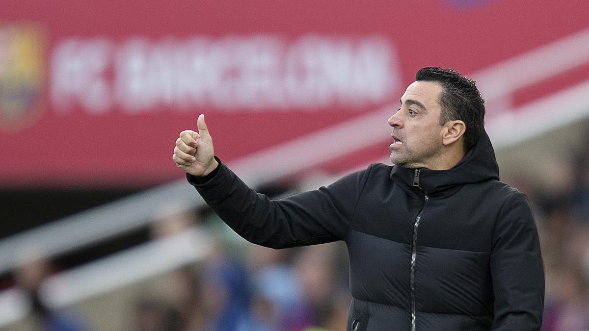 Xavi, durante el Barça-Getafe en Montjuïc.