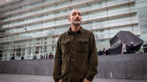 El antropólogo Claudio Milano, el pasado lunes frente al MACBA.
