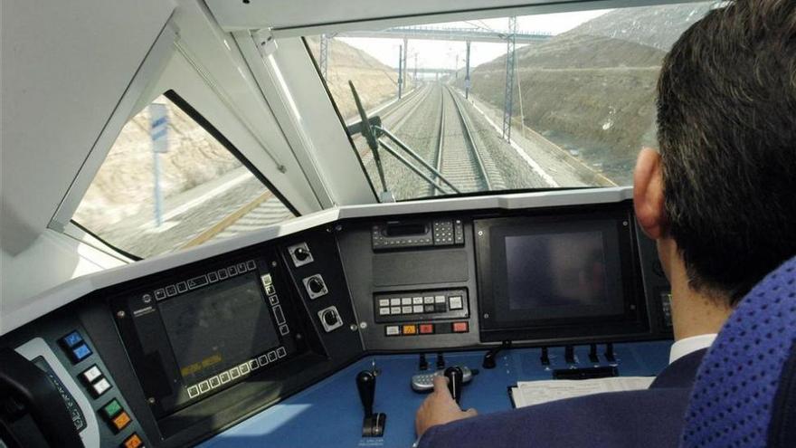 Portugal pondrá trenes de pasajeros en la línea de mercancías Sines-Badajoz