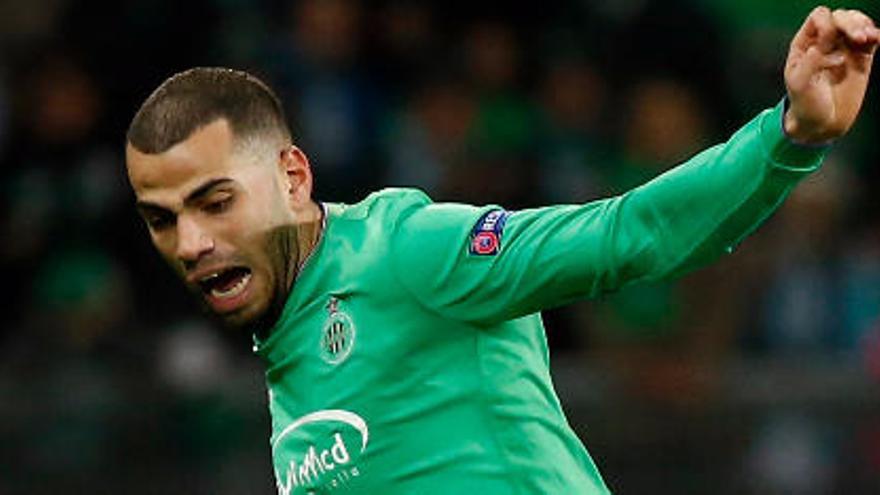 Oussama Tannane con la camiseta del Saint Etienne.