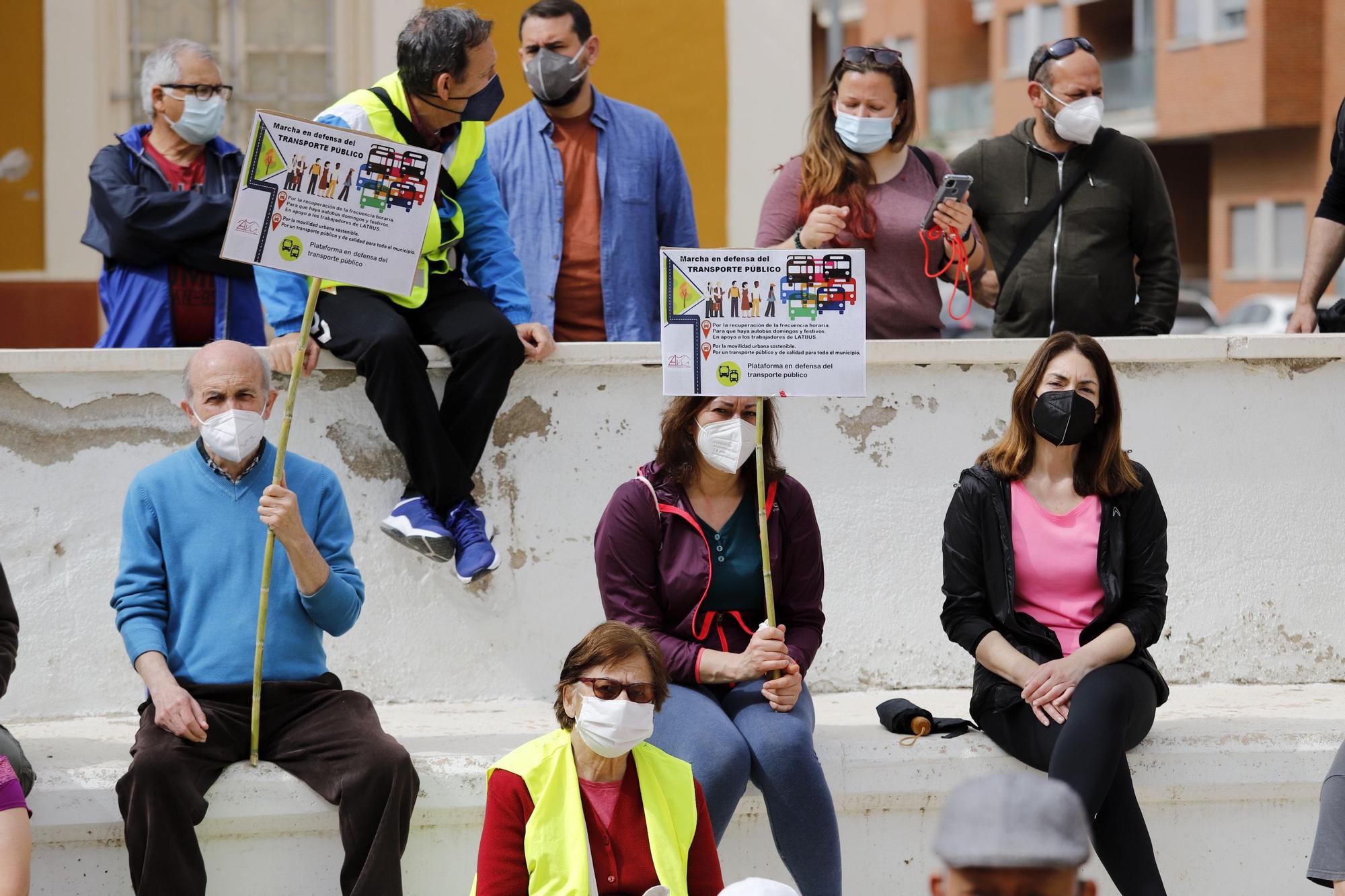 Los vecinos de Costera Sur se movilizan por un transporte de calidad