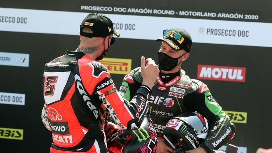 Scott Redding encabeza el doblete de Ducati en la primera carrera en Motorland