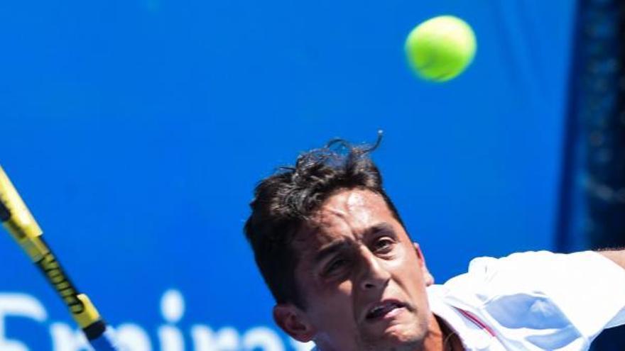 Almagro sorprende a Tsonga