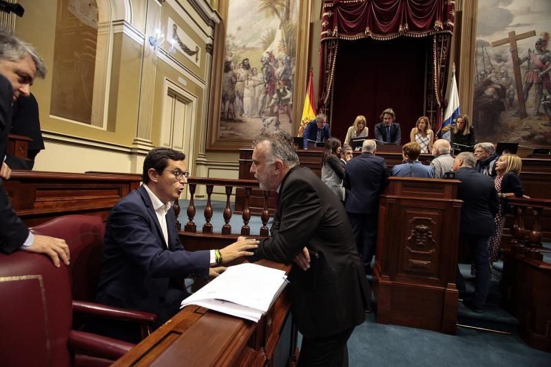 Pleno del Parlamento de Canarias