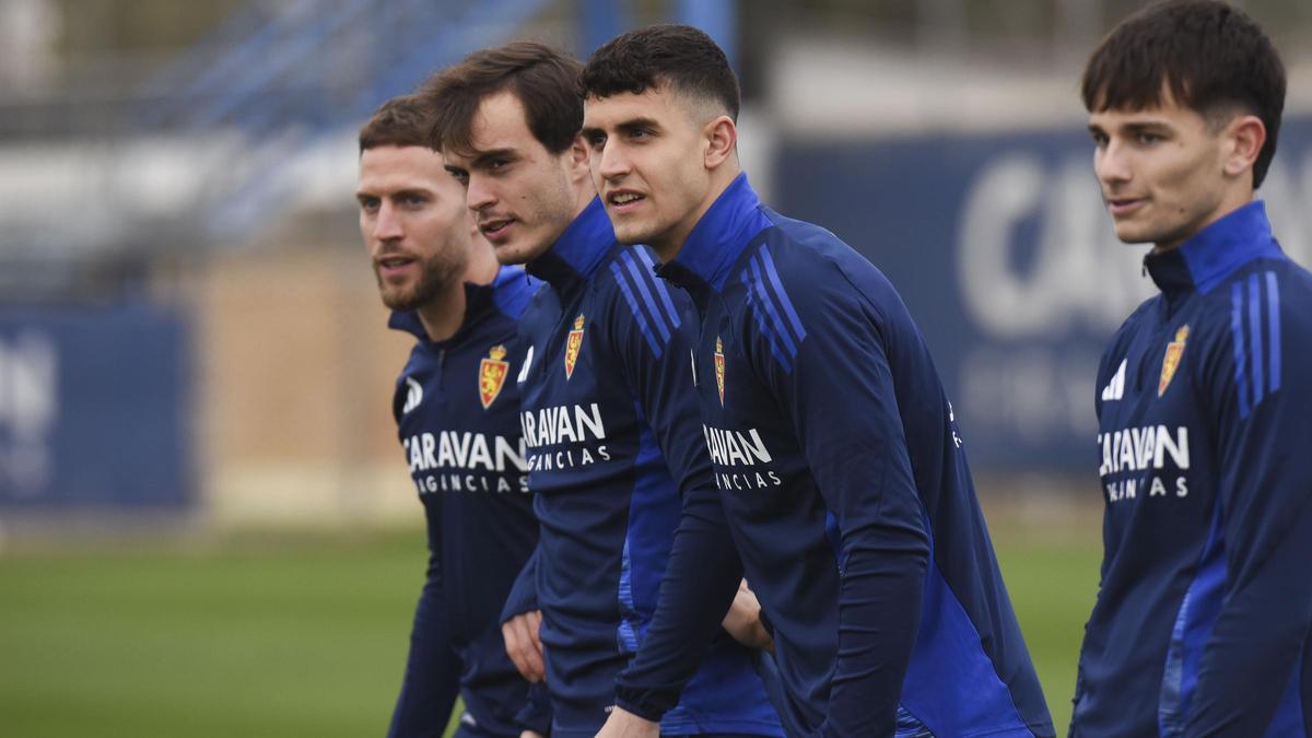 Calero, Francho, Luna y Pau Sans, en un entrenamiento en la Ciudad Deportiva.