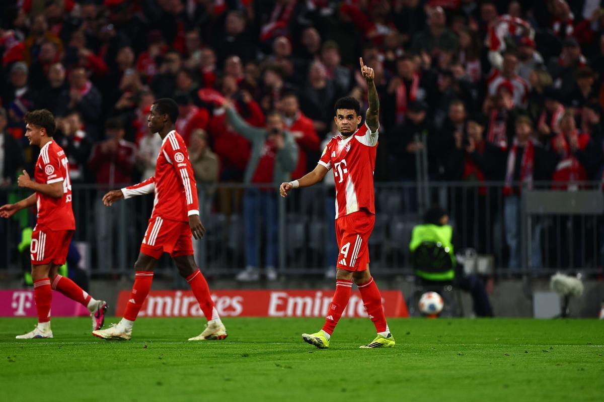 Luis Diaz celebra el 1-0