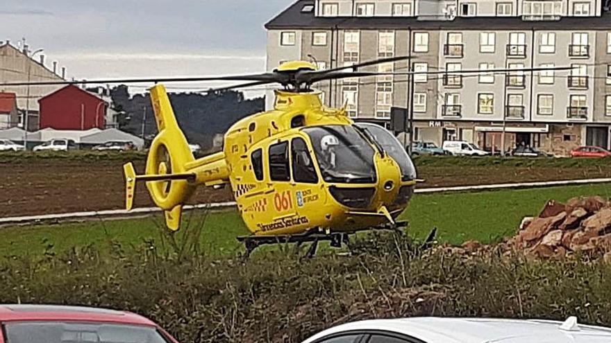 Un operario de Hitraf resulta herido tras caerle los brazos de una pala de tractor