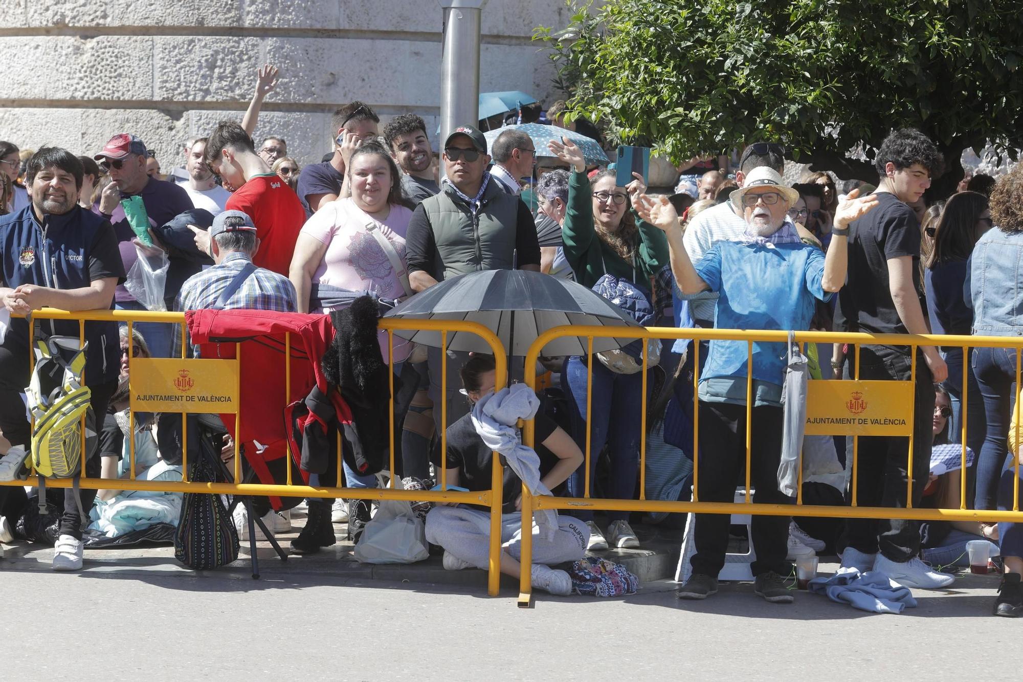 Búscate en la mascletà del 12 de marzo