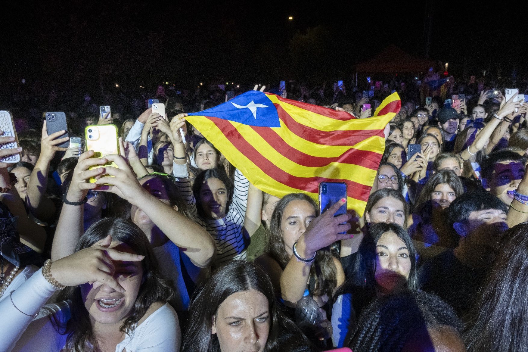 Troba't a les fotos del concert de 31 FAM a la plaça Sant Domènec