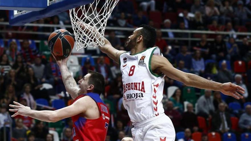 El Baskonia asusta, pero no consigue sorprender al CSKA