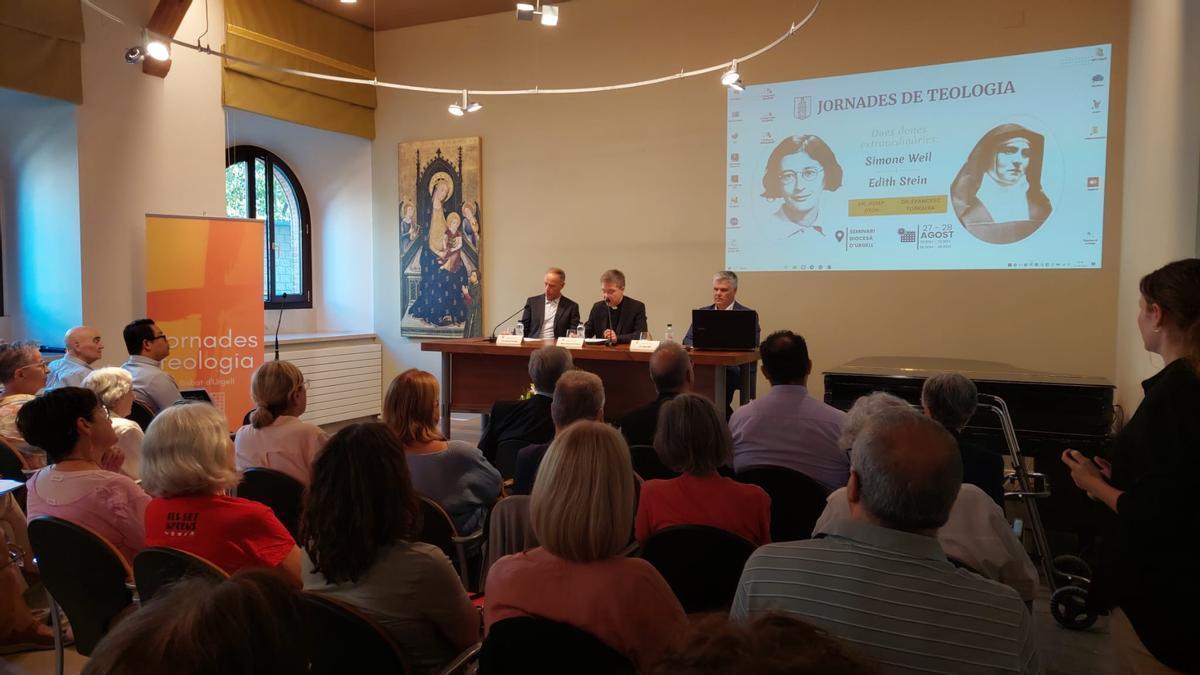 La primera jornada de les Jornades de Teologia