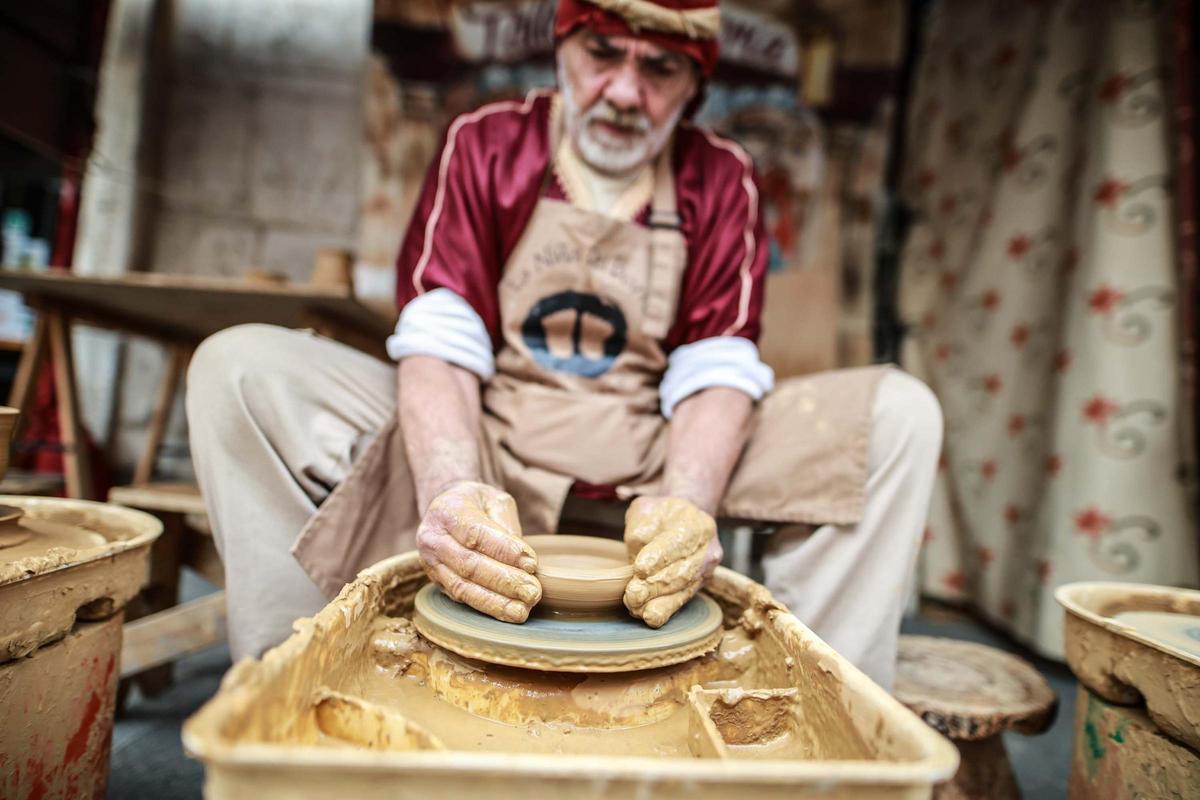 Estas son las mejores imágenes del arranque del Mercado Medieval de Orihuela 2026