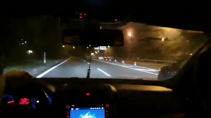 Carrera ilegal de coches en Pamplona