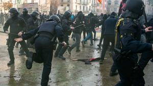 carga-mossos-by-mossos