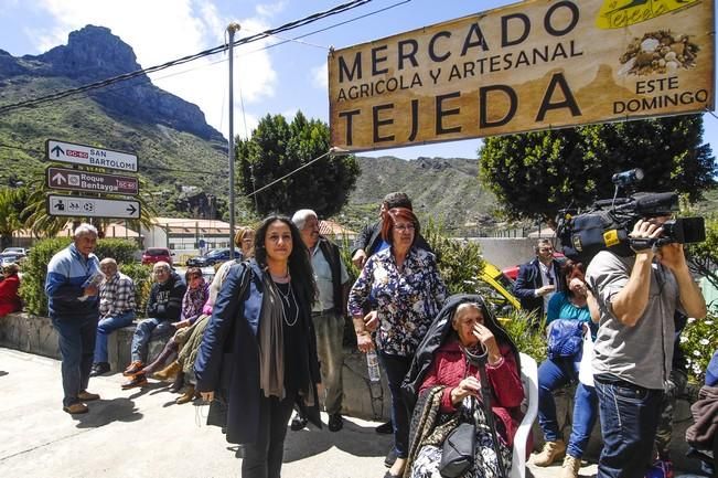 VISITA DE FERNANDO CLAVIJO A TEJEDA