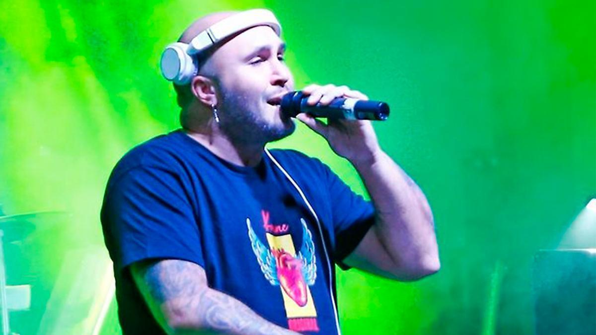 Kiko Rivera en una de sus actuaciones.