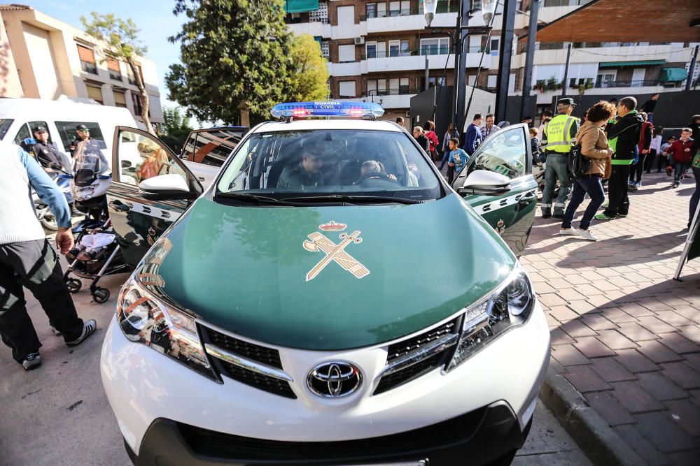 Exposición militar en Bigastro