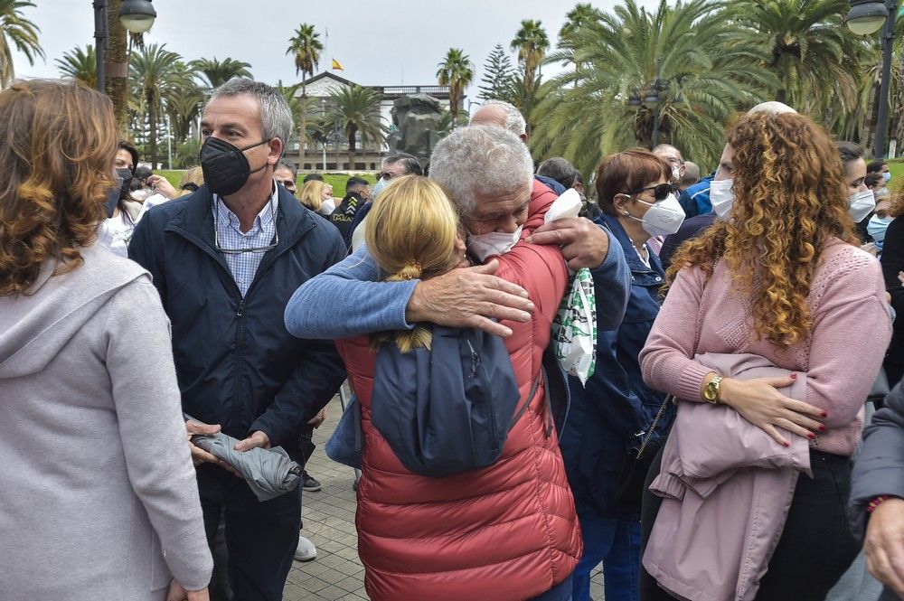 Concentración para exigir que se reanude la búsqueda de Manuel Navarro en Terranova