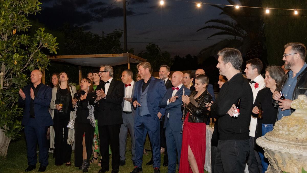 Inauguraciones, tacones, cócteles y ‘afició’ granota