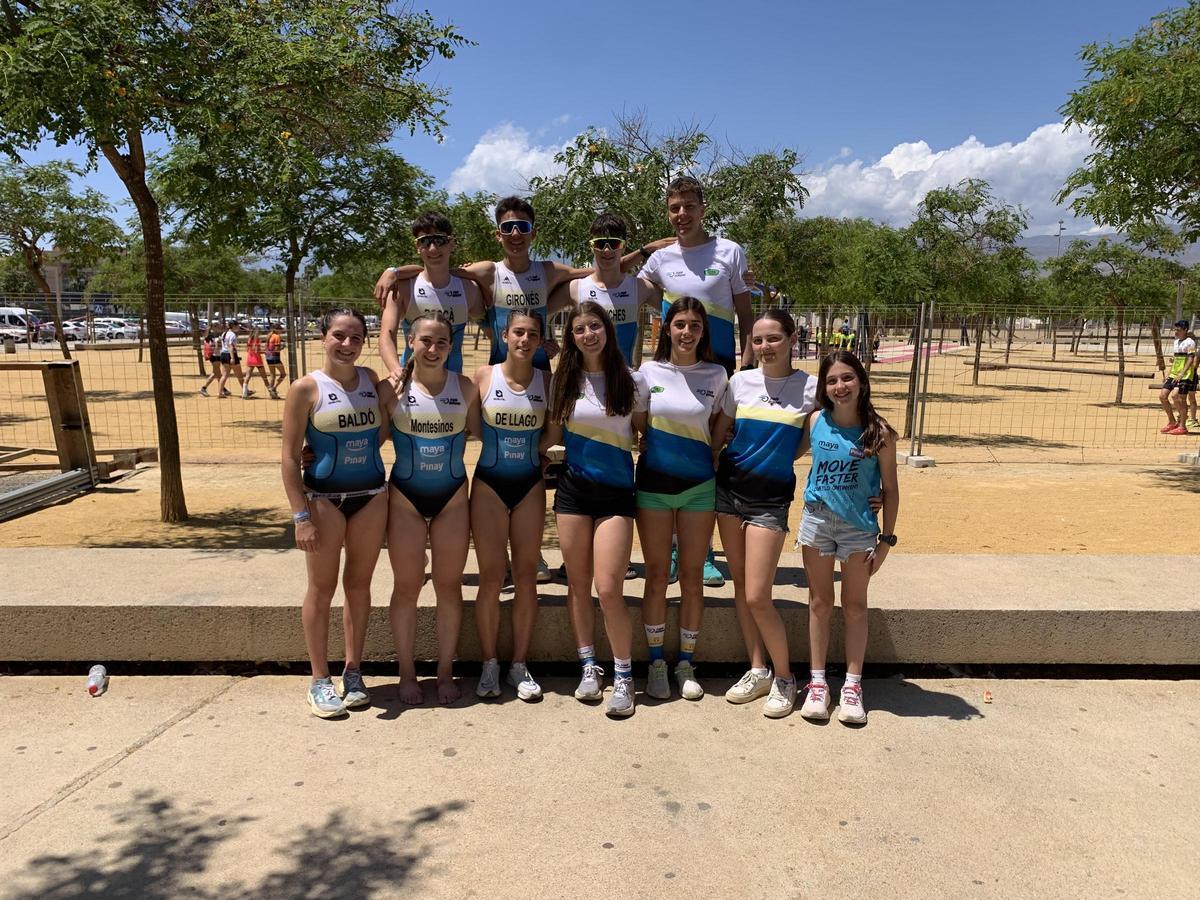 Deportistas del Triatló Ontinyent en el Campeonato de España en Roquetas de Mar.