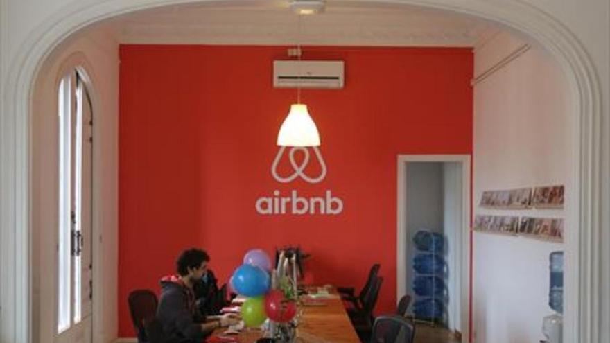 Airbnb reclama ahora un marco legal &quot;claro&#039; para su actividad
