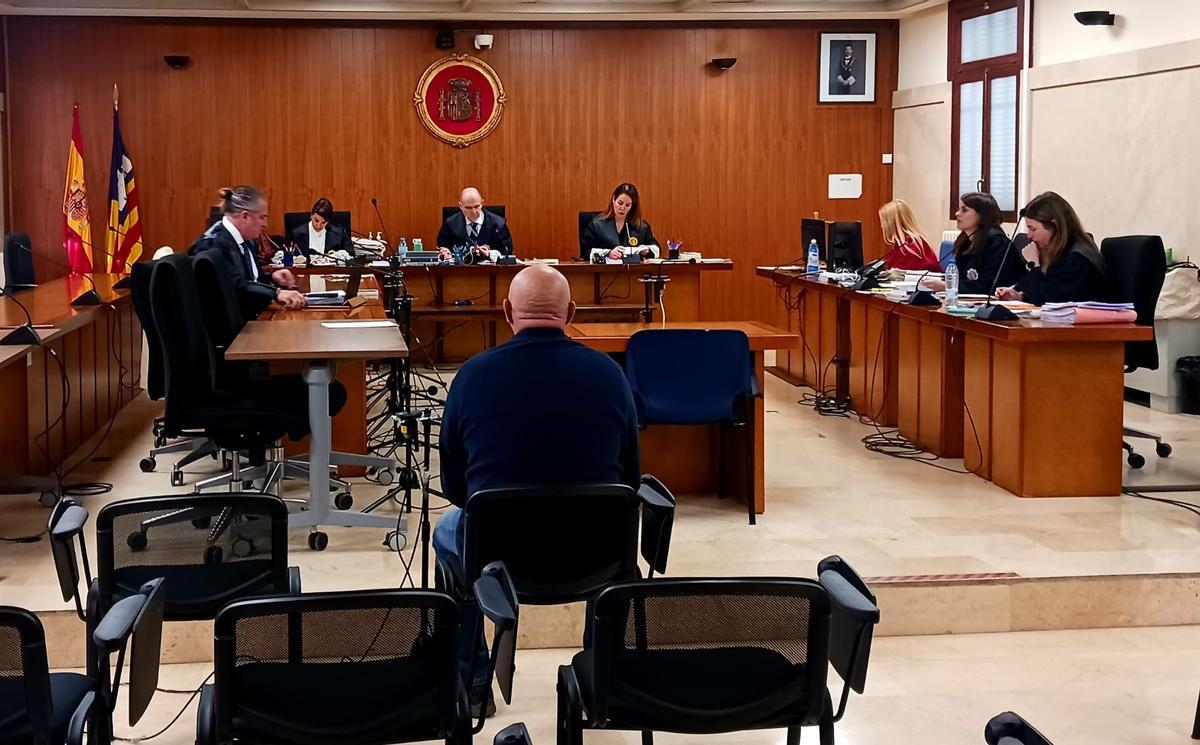 El empresario acusado, de 59 años, ayer durante el juicio celebrado en la Audiencia de Palma.