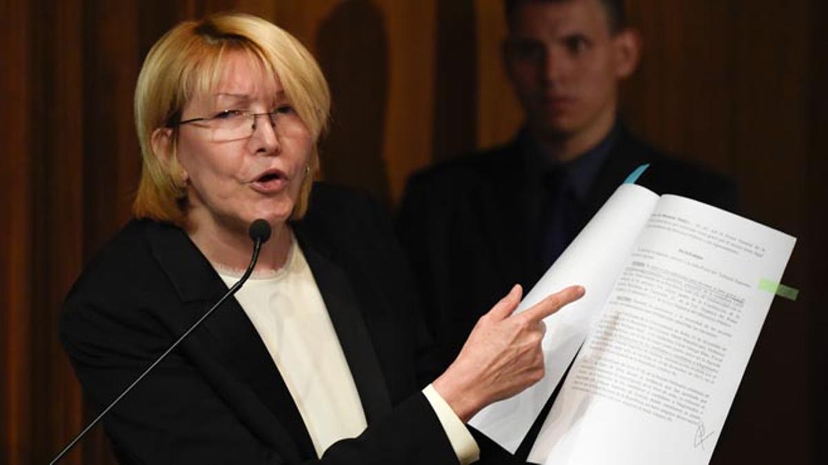 La fiscal venezolana Luisa Ortega asume que será cesada y luchará para restablecer la democracia.