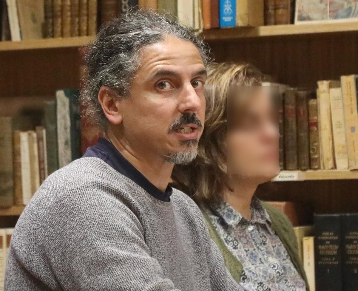 Martiño Ramos Soto, condenado a 13 años y medio por violar a una alumna, está fugado y en busca y captura.