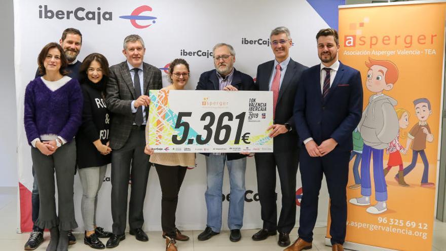 El 10K Valencia Ibercaja 2019 recauda 5.361€ para Asperger Valencia