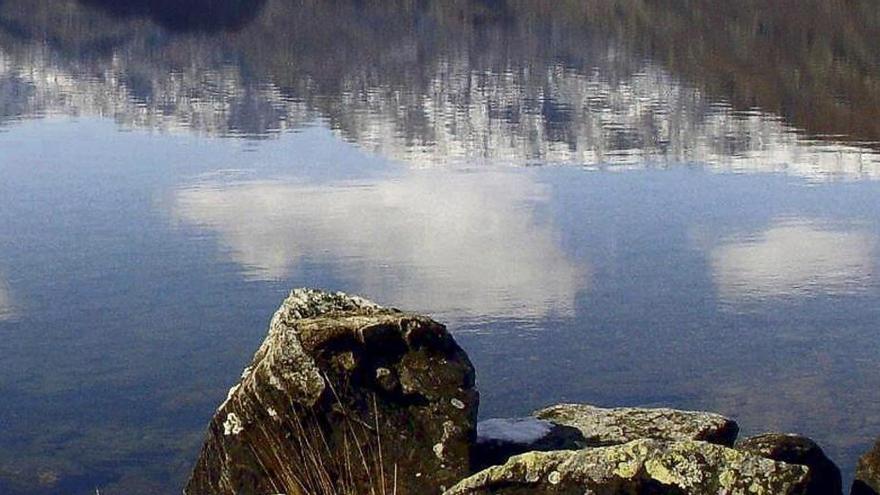 Detalle del Lago de Sanabria en un imagen de archivo.