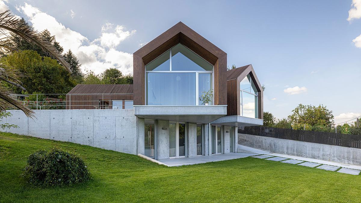 Vivienda unifamiliar en Pereiro de Aguiar. Un proyecto de Juan Seara Oro y Berta Peleteiro Varela