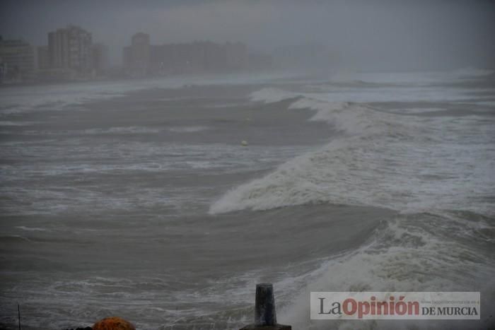 Temporal de lluvia y viento en La Manga y Cabo de