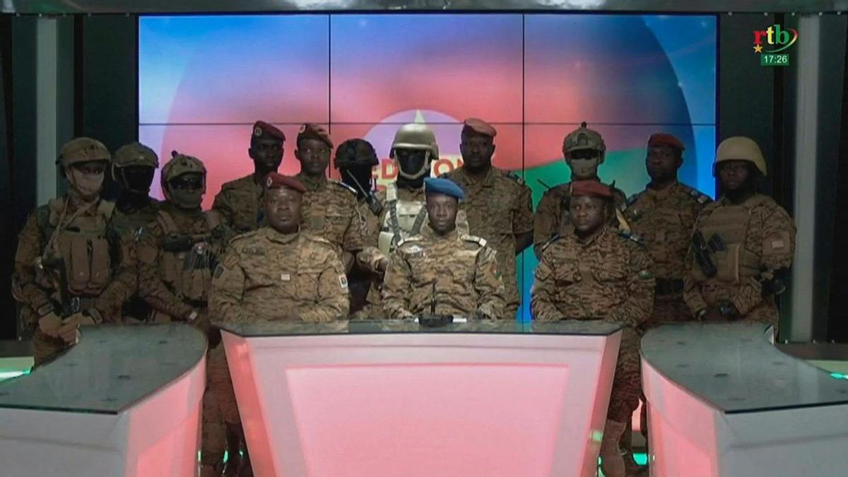 Els militars detenen el president de Burkina Faso