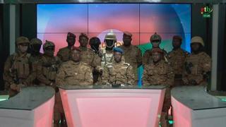 Los militares detienen al presidente y toman el poder en Burkina Faso