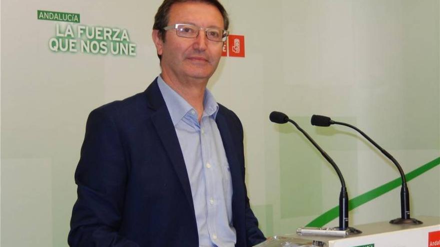 El PSOE acusa a Rajoy de utilizar los presupuestos para reducir la protección de los parados