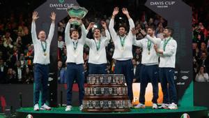 Itàlia frena una admirable Espanya