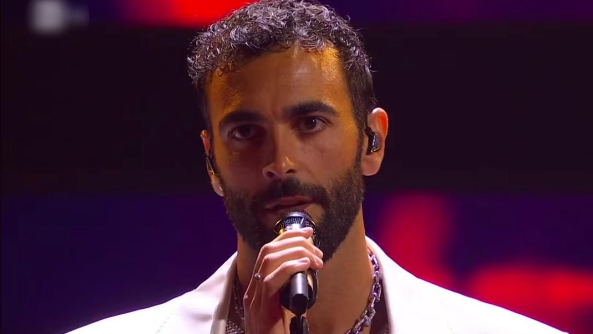 Marco Mengoni en el Festival de Sanremo 2023