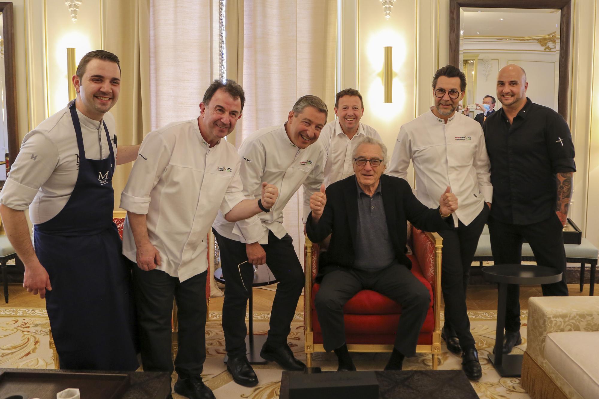 Robert de Niro, con cocineros españoles