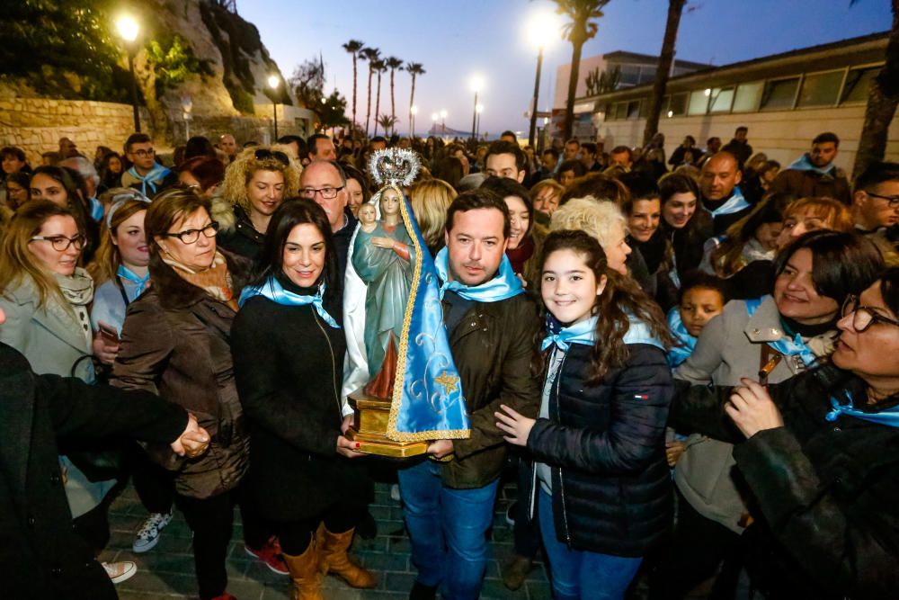 Benidorm celebra la procesión de El Alba de la Virgen del Sufragio