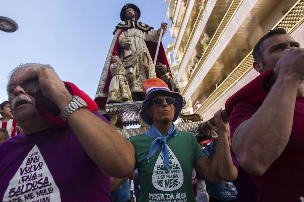 La Fiesta del Agua de Vilagarcía, en fotos