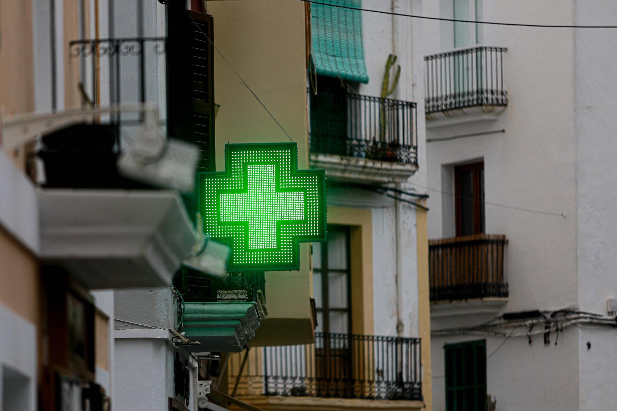 Galería de imágenes farmacias Ibiza y Formentera