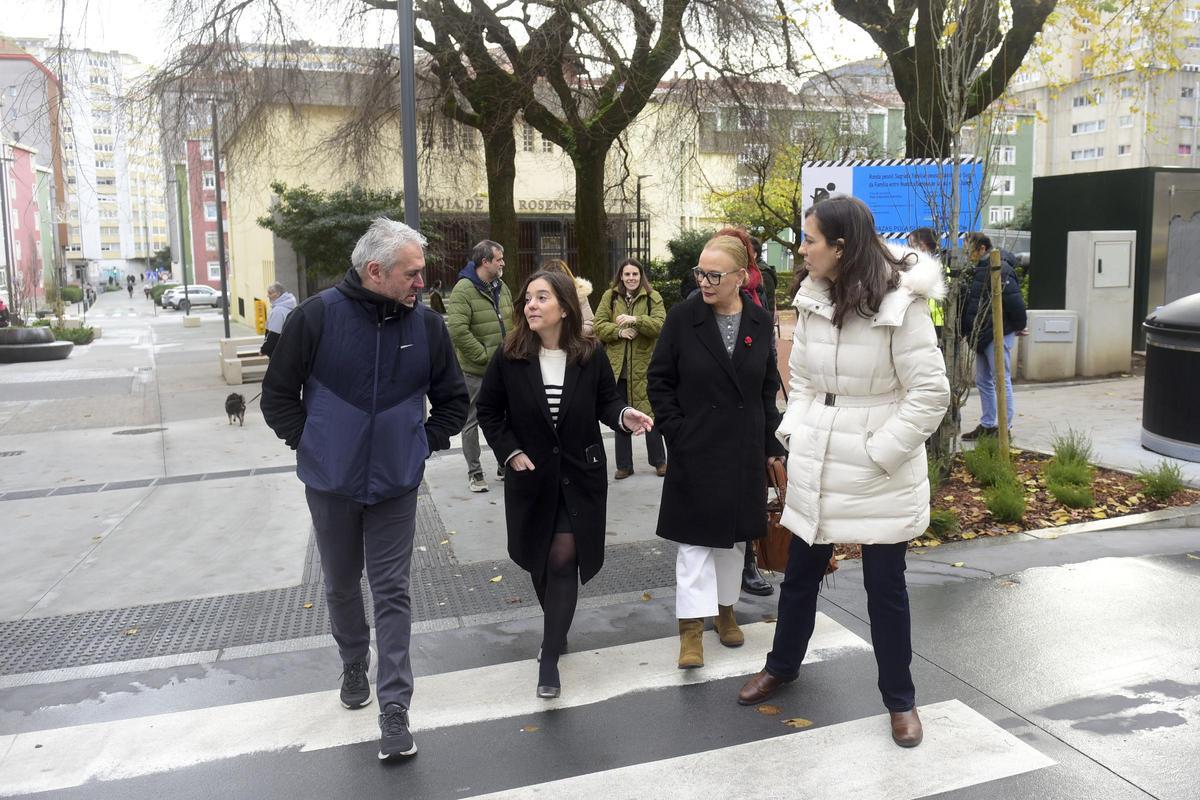 La alcaldesa visita la Sagrada Familia tras la primera fase de obras