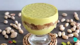Tiramisú de pistacho y chocolate blanco: una combinación deliciosa para reinventar el clásico italiano